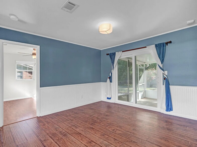 Building Photo - 40 Sharilyn Dr