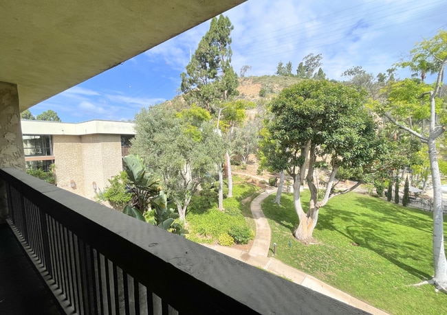 Building Photo - 6416 Friars Rd