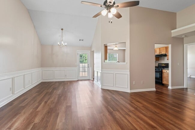 Building Photo - 1650 Deer Crossing Terrace