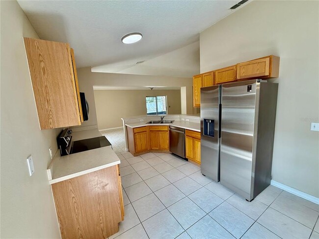 Building Photo - 1346 Rolling River Rd