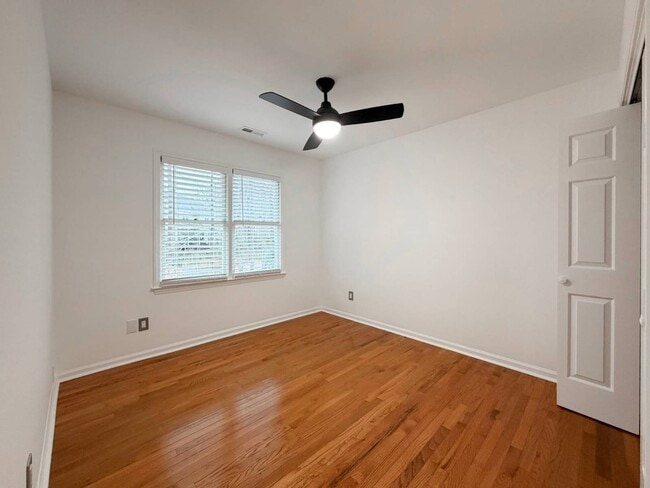 Building Photo - 110 Waltons Creek Rd