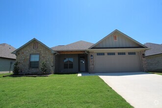 Building Photo - Coming Soon!! Gorgeous 4 bedroom 2.5 Bath ...