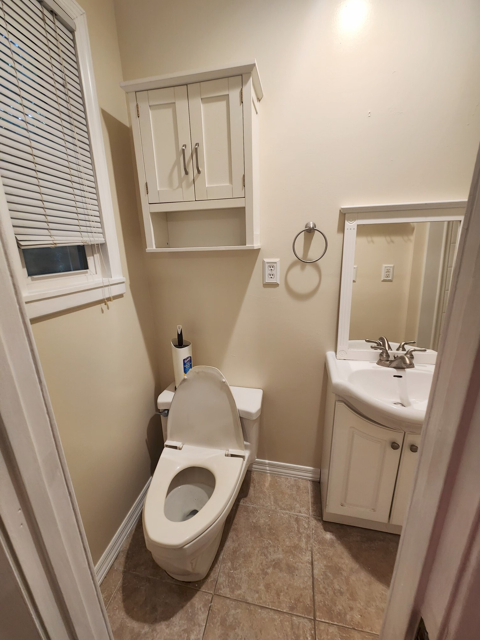 Master Bath 2 - 405 Haynes St