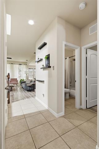 Building Photo - 10537 Matador Dr