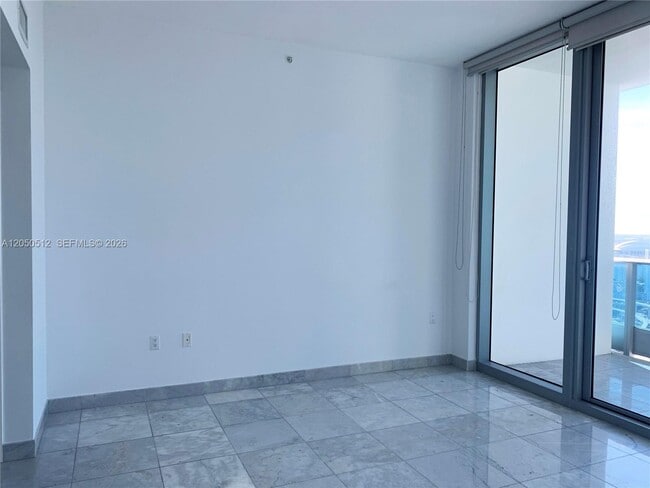 Building Photo - 200 Biscayne Blvd Way