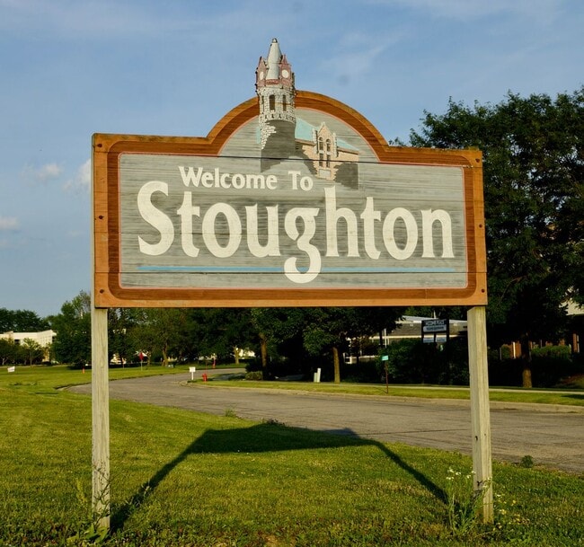 Building Photo - Spacious 2BR Townhomes with Garage & In-Unit Laundry – Stoughton