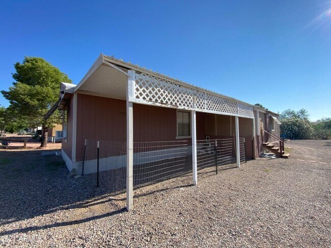 Building Photo - Nice Home in Wittmann