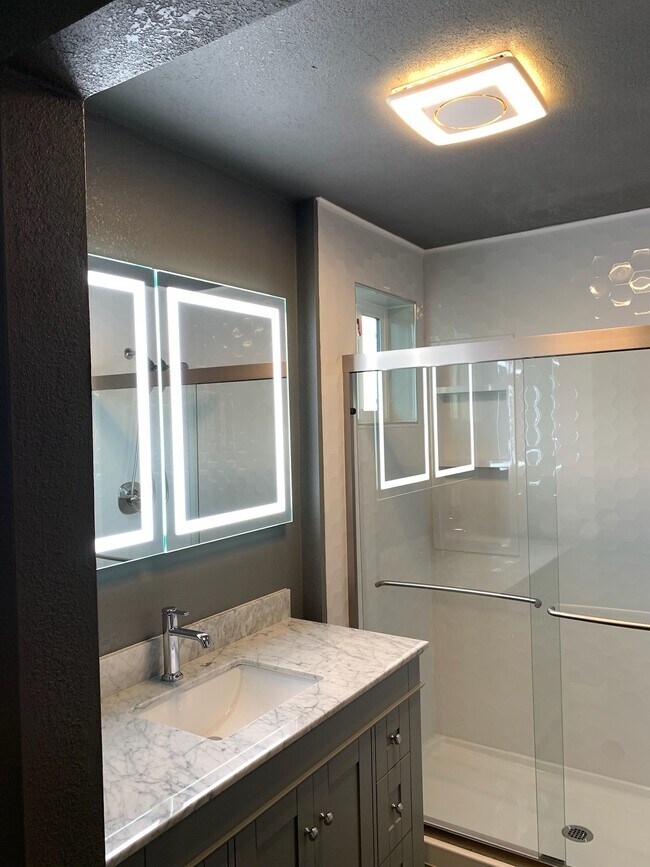 Building Photo - 911 Shelduck Ct