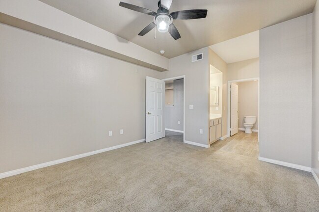 Building Photo - Ground Floor 2BD/2BA Condo in Gated Henderson Community – Resort-Style Amenities!