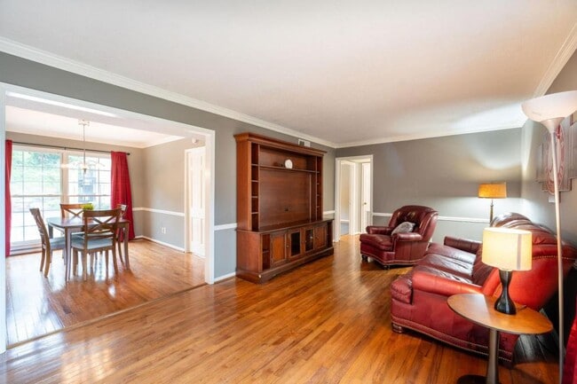 Building Photo - 1745 Jack Warner Pkwy