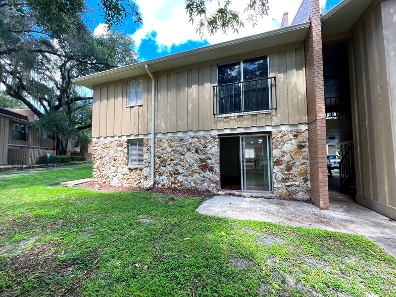 Building Photo - 507 NW 39th Rd
