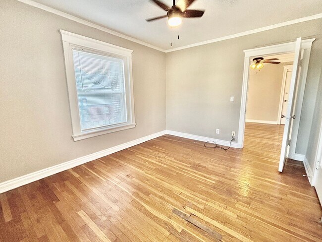 Building Photo - The Belmar