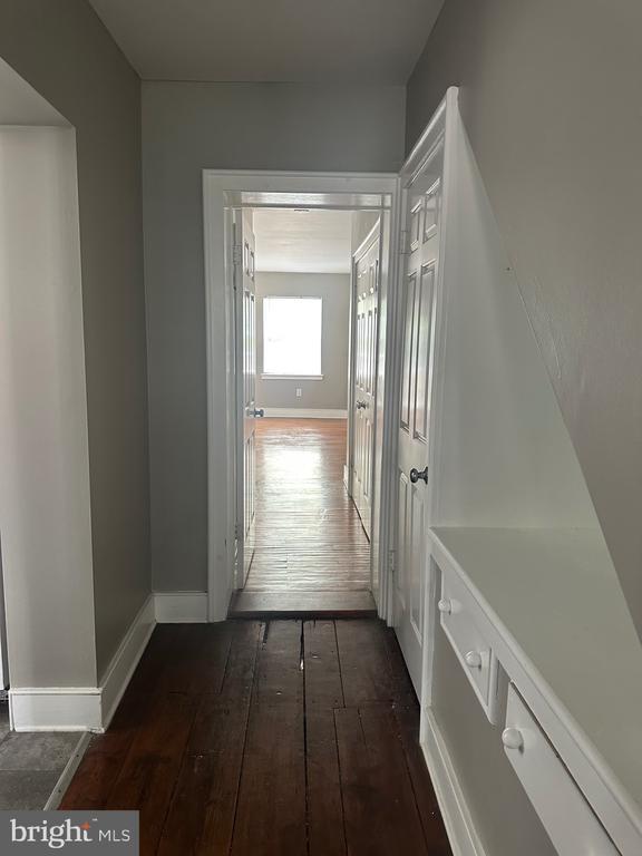 Building Photo - 308 Delancey St