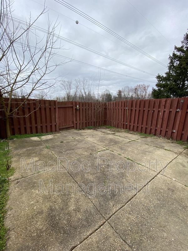 Building Photo - 2331 McClellan Ct