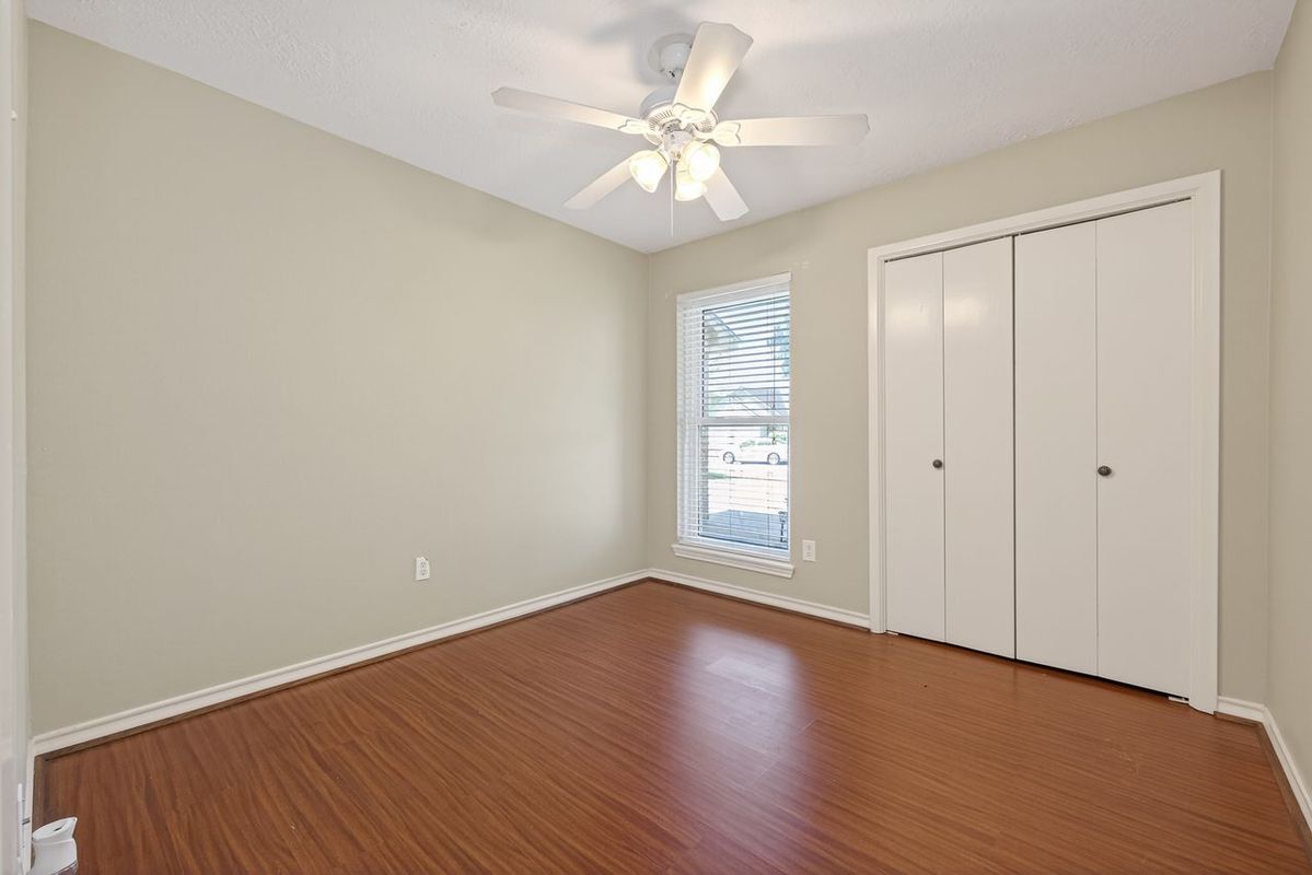 Building Photo - 18918 Droitwich Dr