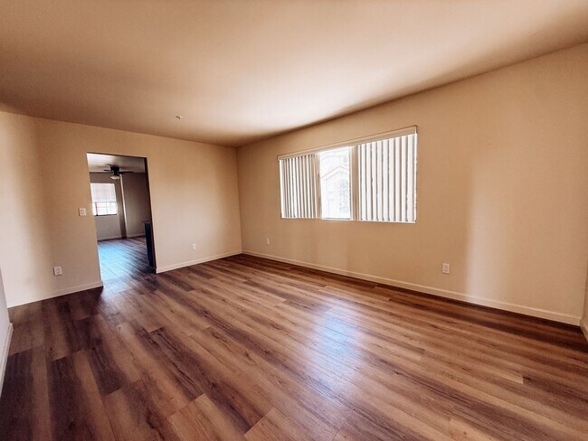 Building Photo - 6152 Orange Ave