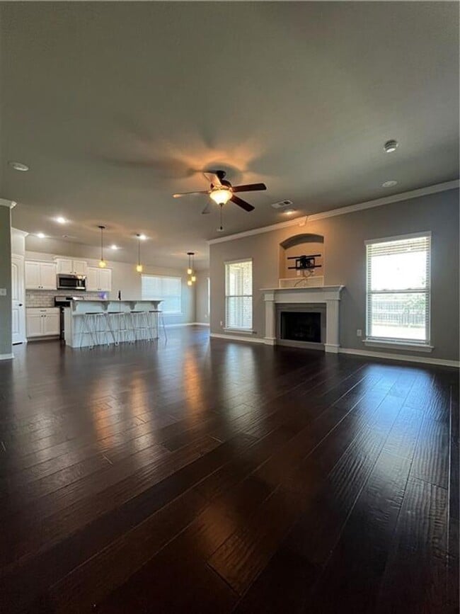 Building Photo - 4608 W Wales Dr