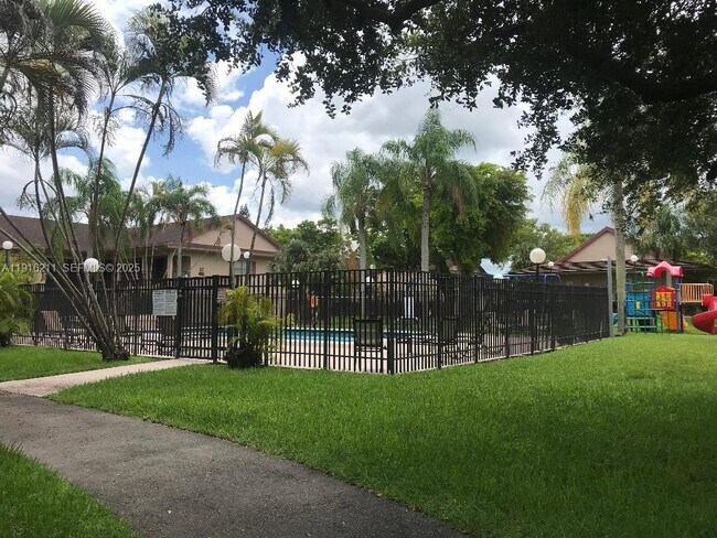 Building Photo - 11287 SW 88th St