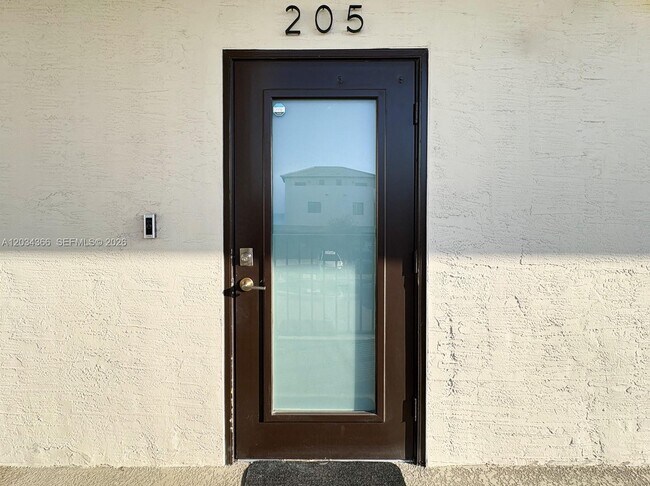 Building Photo - 8001 NW 41st St