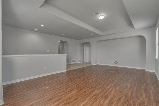 Building Photo - 601 Port Royale Way