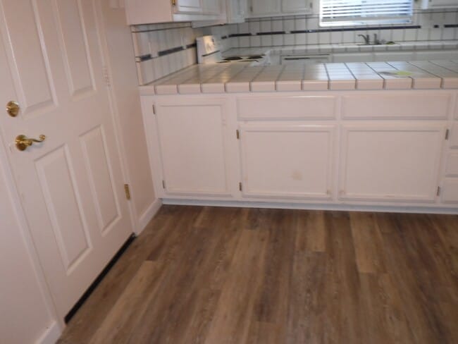 Building Photo - 1090 Gilliland Dr