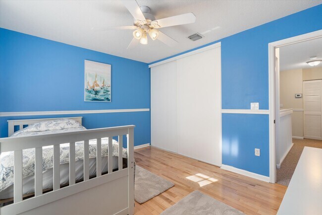 Building Photo - 7663 Great Oak Dr