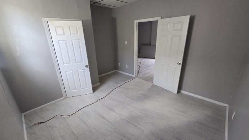 Building Photo - 386 Park Ave