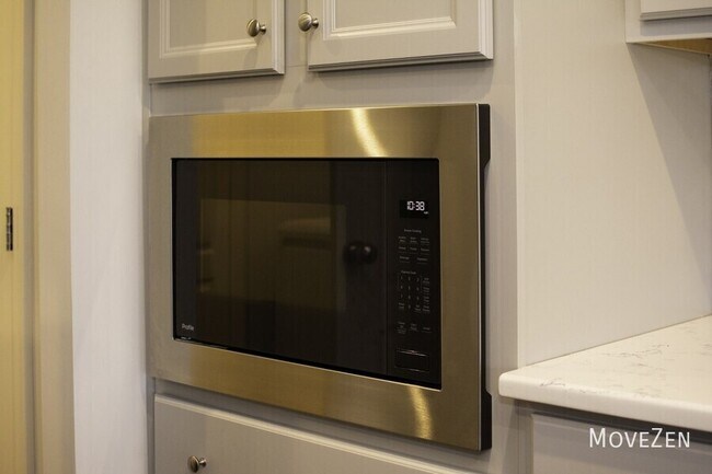 Building Photo - 524 Brunello Dr