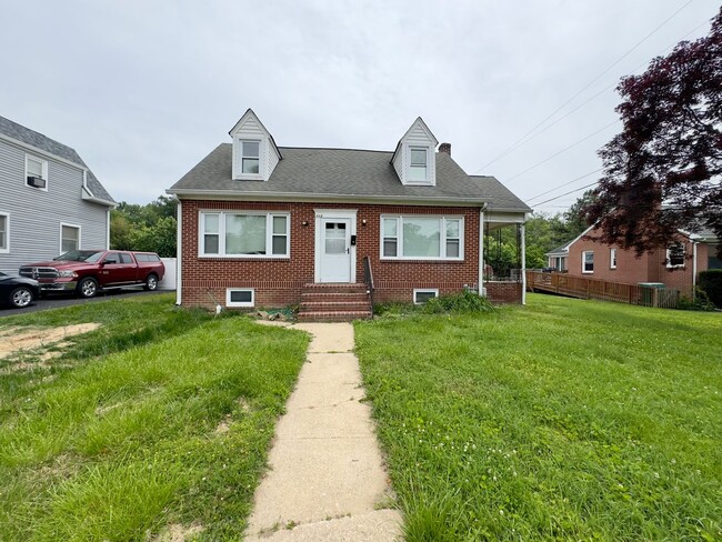 Primary Photo - 113 Rigdon Rd
