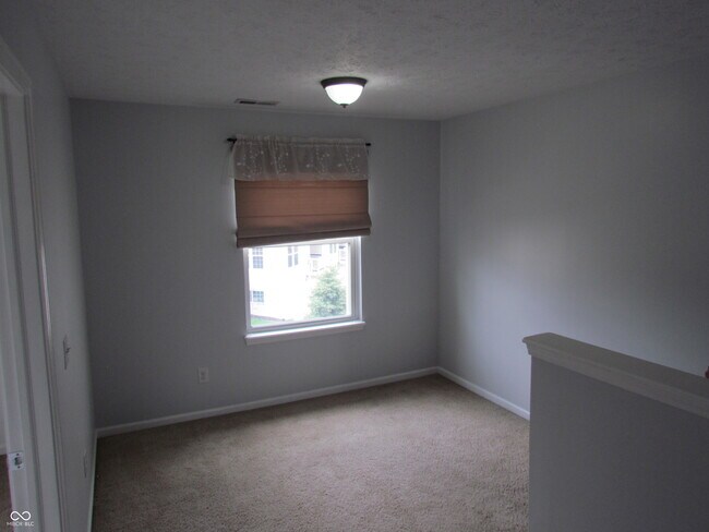 Building Photo - 13888 Willesden Cir
