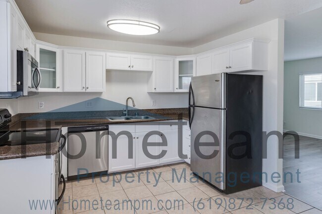 Building Photo - 2 BR/ 2 BA 920 SQFT Clairemont Mesa/ San Diego Condo