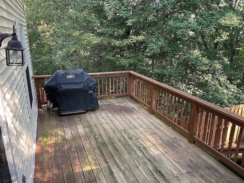 Deck - 69 Old Mill Bottom Rd N