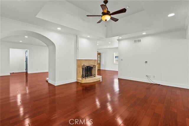 Building Photo - 23036 Burbank Blvd