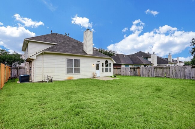 Building Photo - 3924 Highland Vale Ct