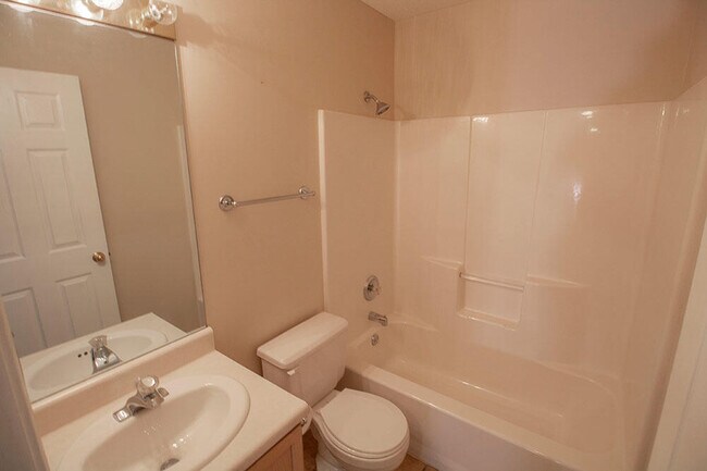 Building Photo - 4615 Brandon Woods St