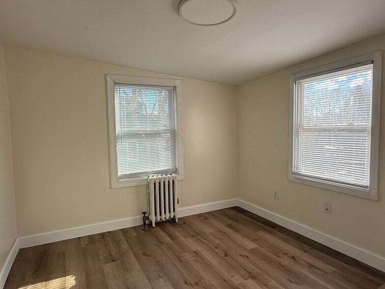 Building Photo - 78 Glendower Rd