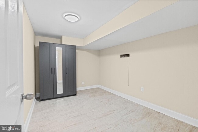 Building Photo - 1307 N Patterson Park Ave