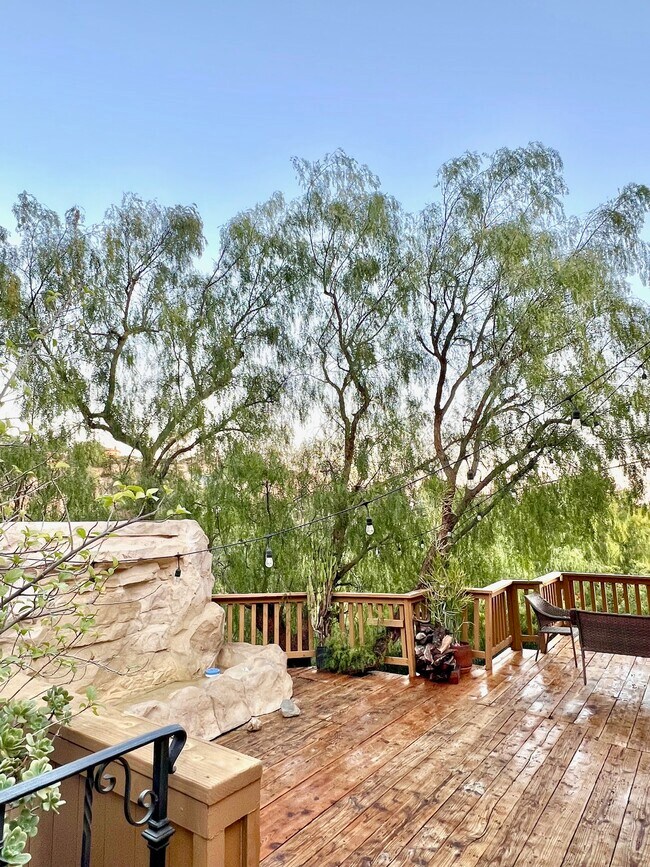 Building Photo - 47 Box Canyon Rd