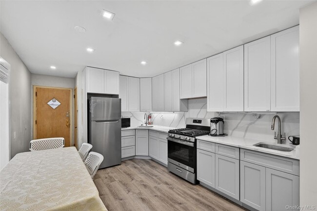 Building Photo - 28 Edward Ave