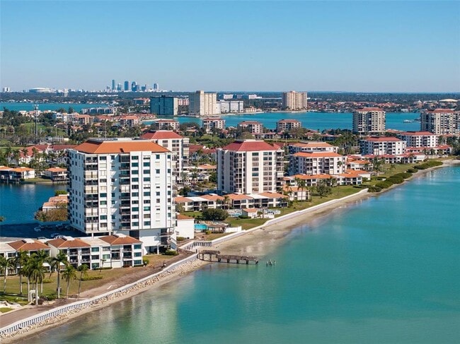 Building Photo - 6287 Bahia Del Mar Cir N