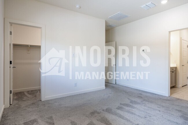 Building Photo - Immaculate New Home for Rent!