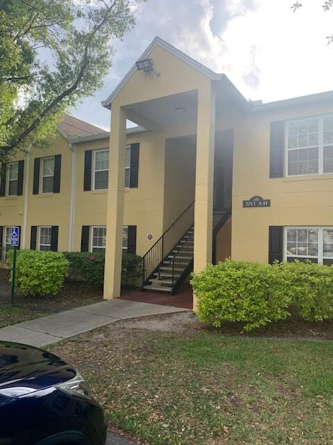 Building Photo - 2013 Dixie Belle Dr