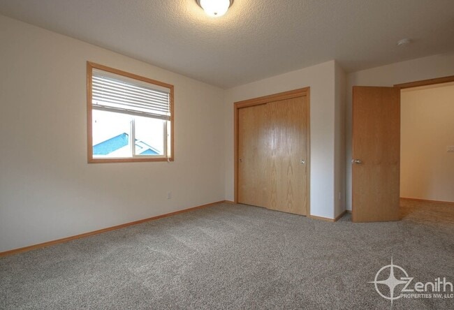 Building Photo - 5408 P St