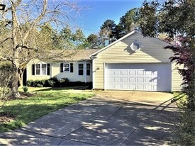Building Photo - 1103 Lexington Pointe Ln