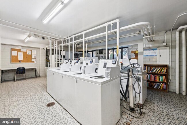 Building Photo - 5410 Connecticut Ave NW