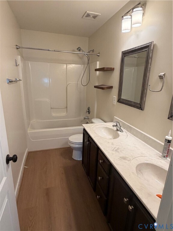 Building Photo - 7319 Vicenzo Dr