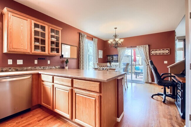 Building Photo - Highlands Ranch Spacious 3 bed 2.5 bath