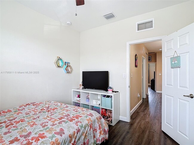 Building Photo - 15073 SW 115th Terrace