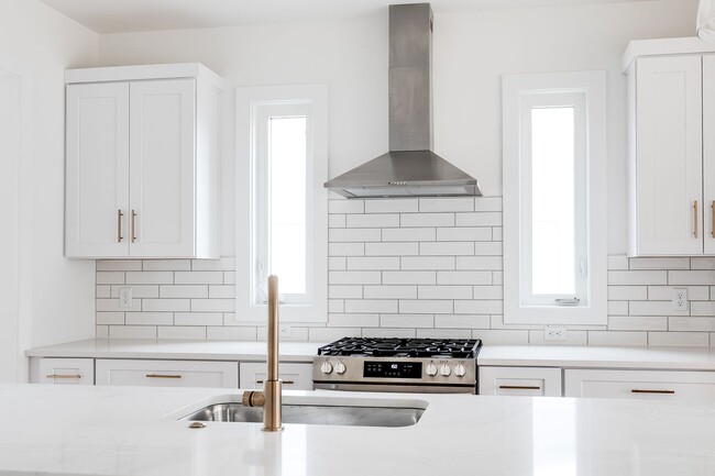 Building Photo - BRAND NEW 3 Bedroom 2.5 Bath Homes Availab...