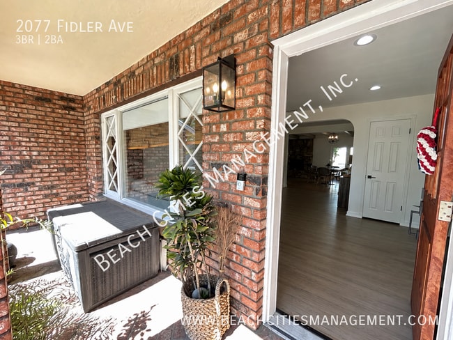 Building Photo - 2077 Fidler Ave